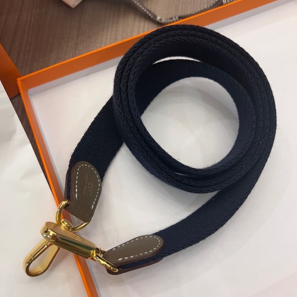 BNIB Hermes Evelyn Mini 16 TPM bag - Picture 5 of 8